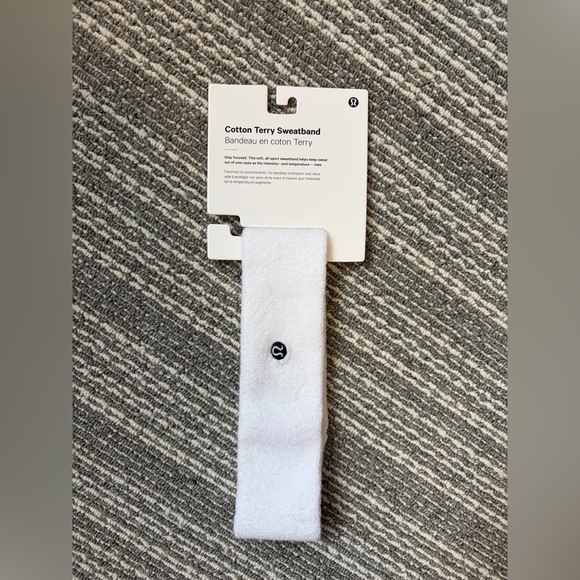 lululemon athletica - Cotton Terry Sweatband - White - NWT - Picture 3 of 4